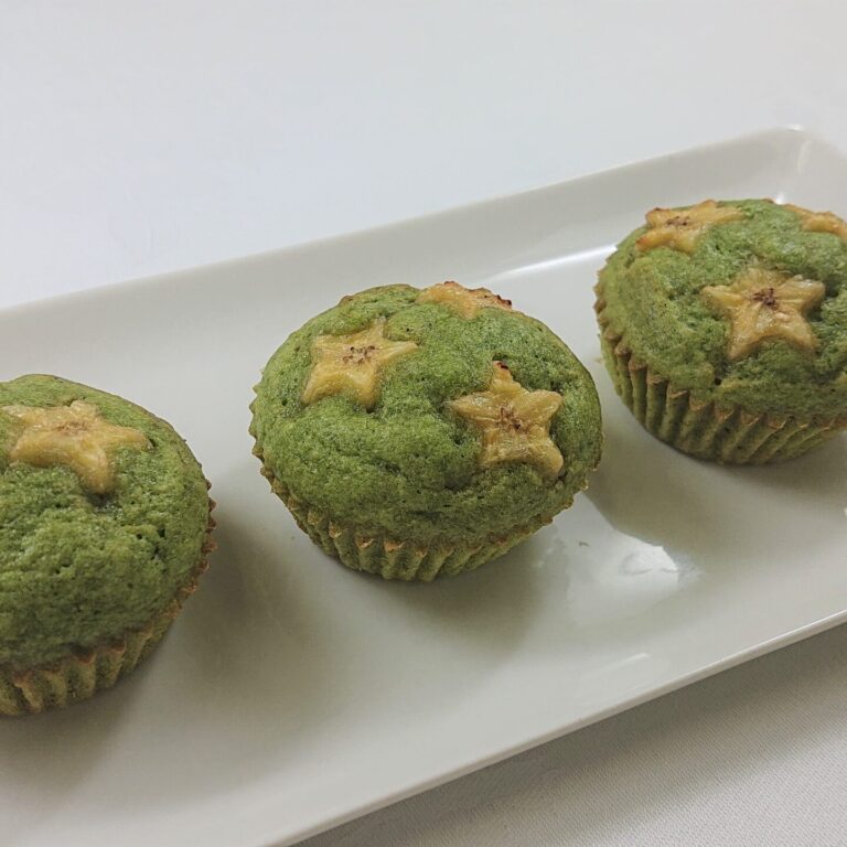 きらきら星の小松菜バナナケーキ